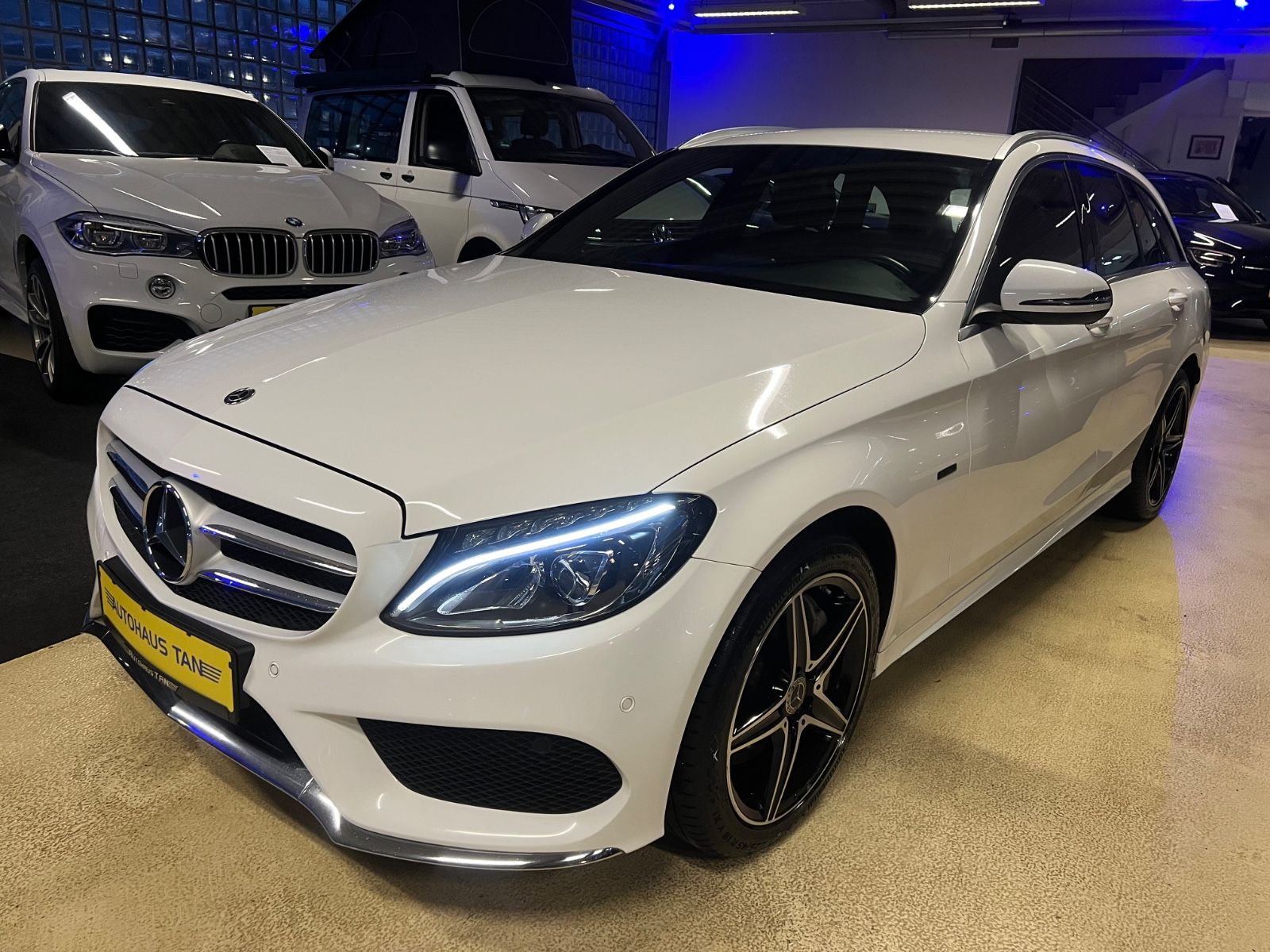 Fahrzeugabbildung Mercedes-Benz C 350 T e Edition C AMG LINE *LED*NAVI*LEDER*
