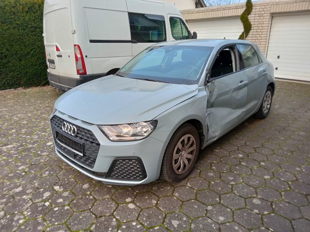 Audi A1 Sportback 25 TFSI basis