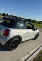 MINI Cooper Automatik/Schiebedach/Leder - MINI Cooper: Von Privat
