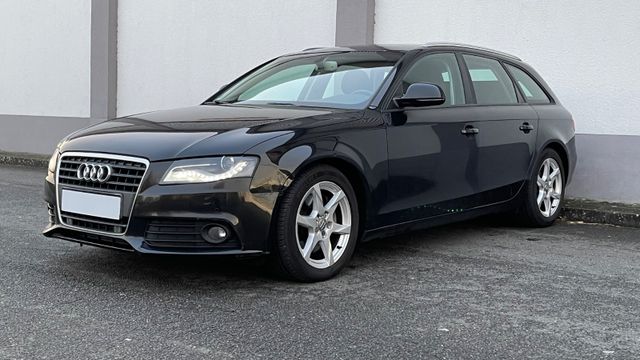 Audi A4 Avant Ambition