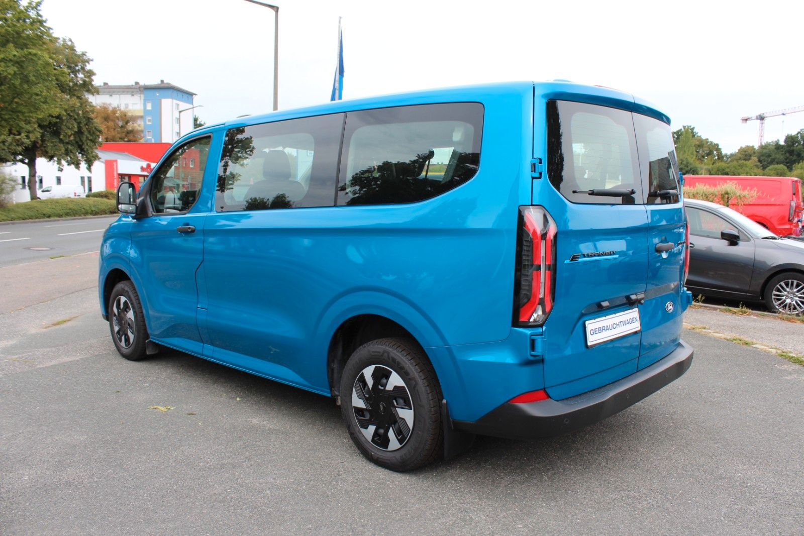 Ford E-Transit Custom Kombi 218PS*9-Sitze*AHK* imagem 2