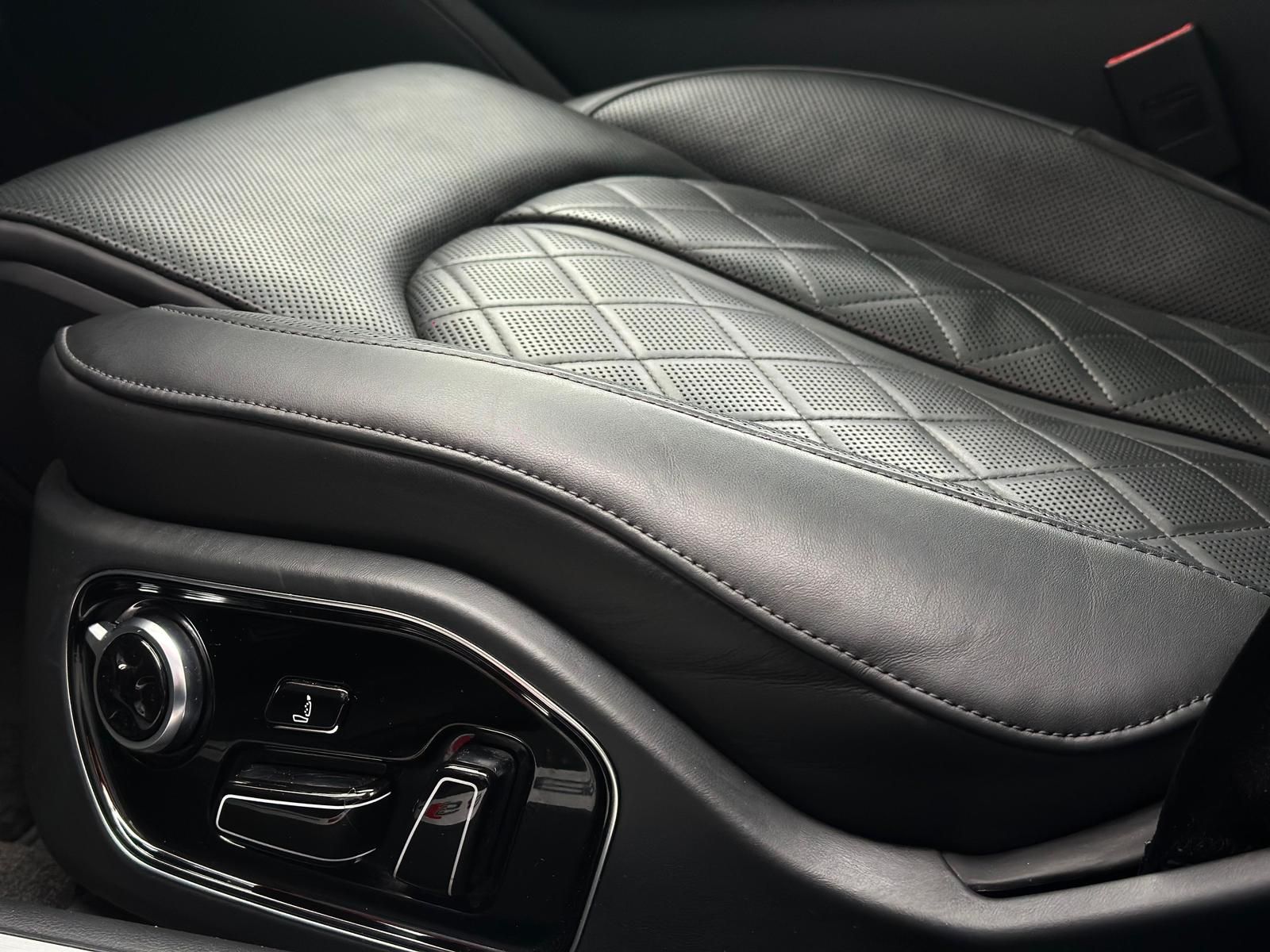 AUDI S8+ 4.0TFSI QUATTRO LANG MATRIX#LUFT#KERAMIK#HUD - Image 20