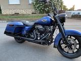 Harley-Davidson Road King - ROAD KING