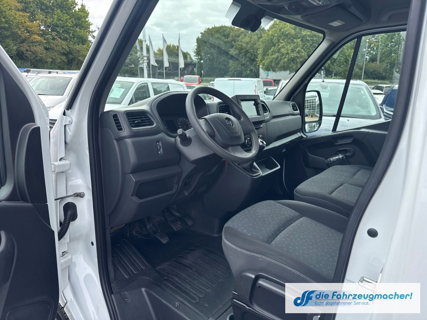 Fahrzeugabbildung Opel Movano B Kasten L3H2 3,5t 2.3 CDTI Biturbo Regen
