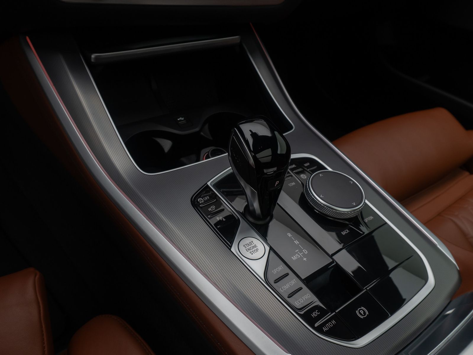 Fahrzeugabbildung BMW X5 xD30d M Sport 360°Laser ACC SoftCl DAB 22Zoll