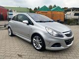 Opel Corsa D OPC Line 3 BJ:11.09 / 110 Tkm... - Opel Corsa aus 2009: Opc