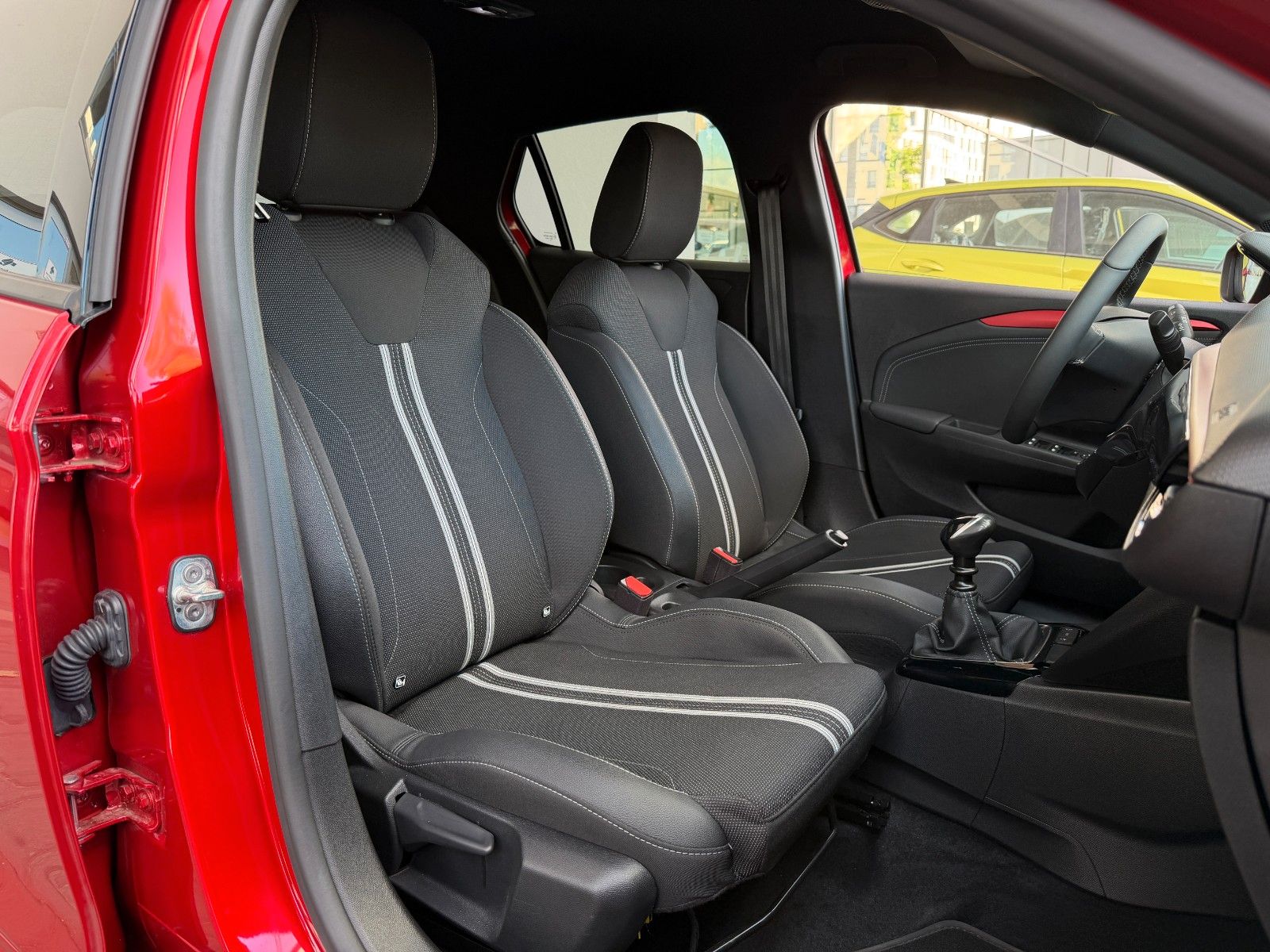 Fahrzeugabbildung Opel Corsa F YES 100PS PDC/LED/SHZ!