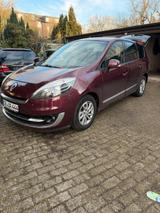 Renault Grand Scenic - gebrauchte Renault Grand Scenic aus dem Jahr 2012