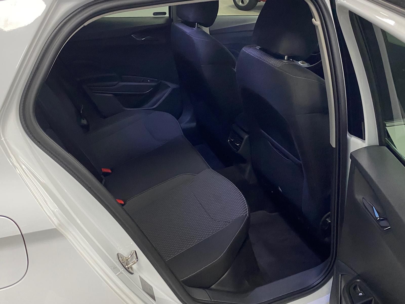 Fahrzeugabbildung SKODA Fabia 1.0 TSI Style APP+KLIMA+RFK+PDC+SITZHEIZ+A