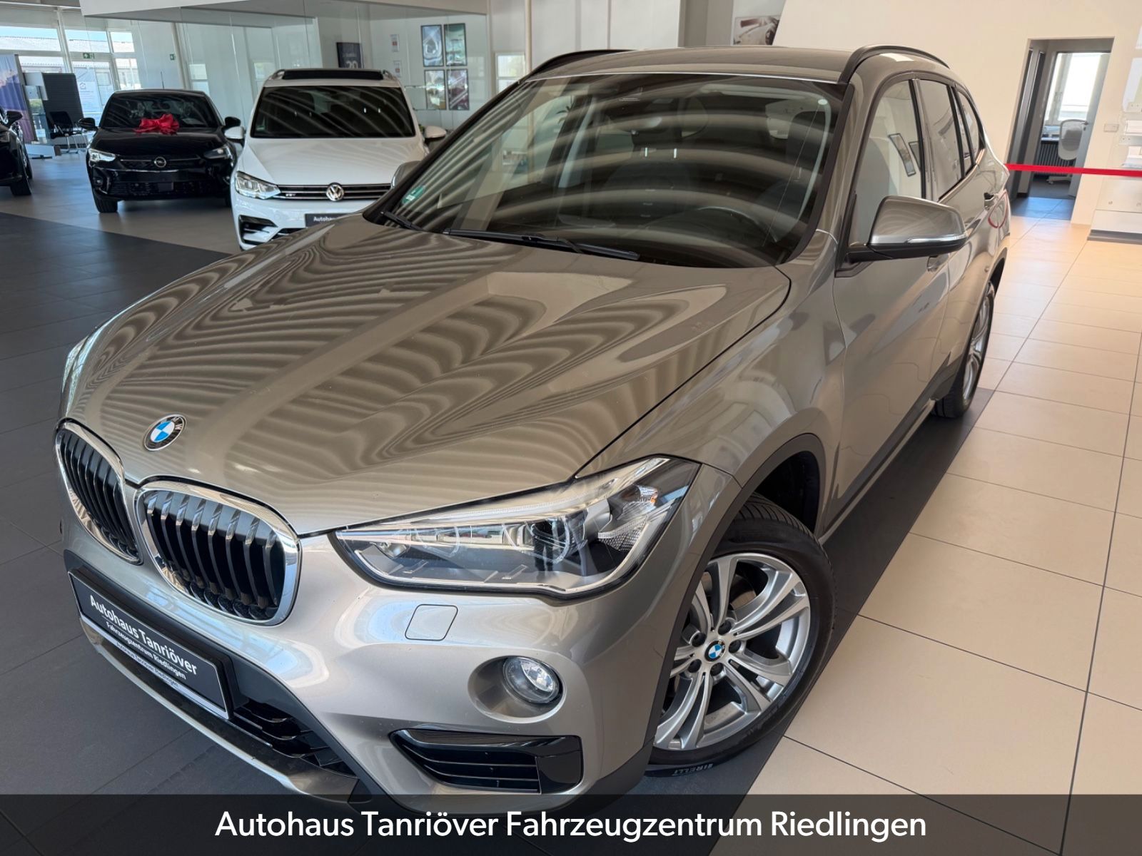 BMW X1 xDrive 20 d Sport Line Möglich foto 1