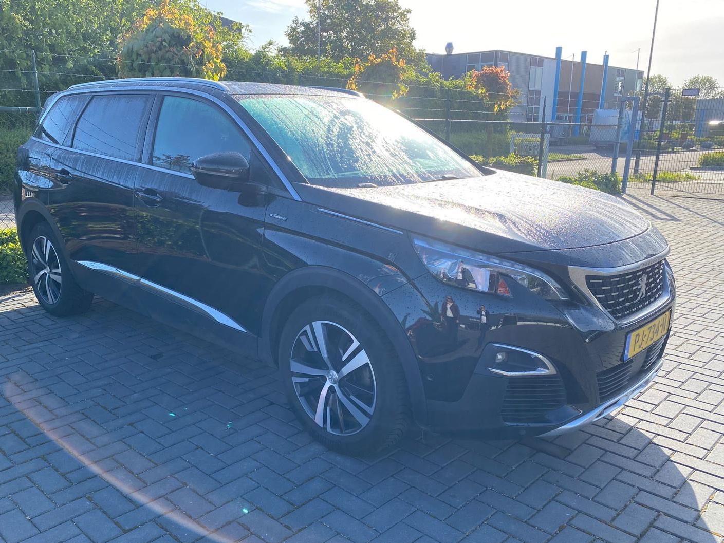 Peugeot 5008 Allure*1.6e THP GT-line*VOLL*7Sitzer*PANO*