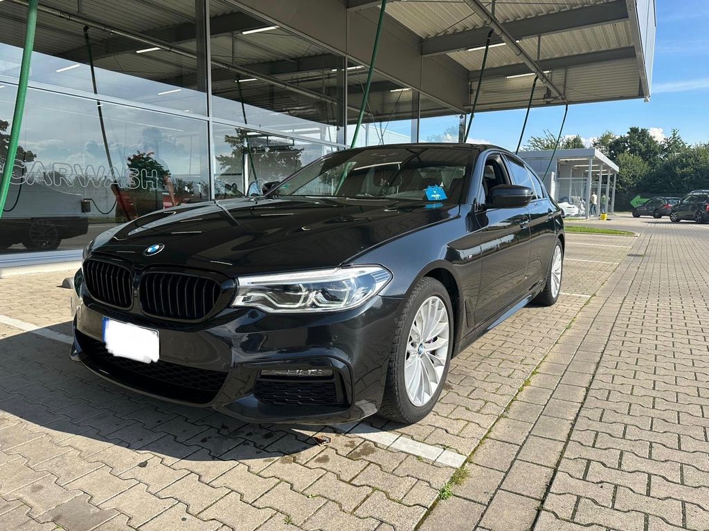 Image of BMW 530