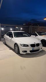 BMW Bmw e92 325i - BMW 325: E92 325i