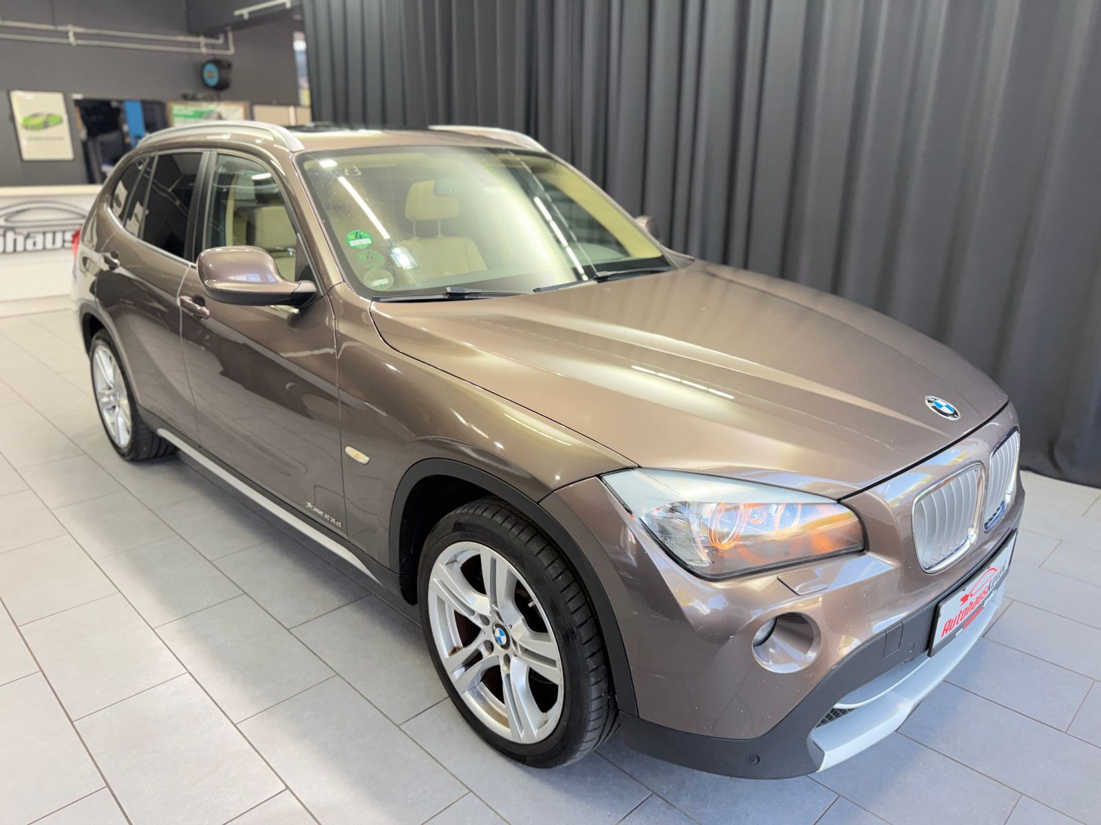 Fahrzeugabbildung BMW X1 xDrive 23d|RF-CAM|PANO|NAVI|AUTOMATIK|AHK