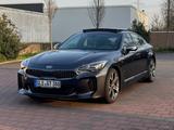 Kia Stinger GT *Facelift*1.Hand*BASTUCK*PANO* - gebrauchte Kia Stinger aus dem Jahr 2021