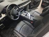 Audi SQ7 4.0 TDI quattro, Voll, 23``,Luft,Pano,AHK - weiße Audi SQ7