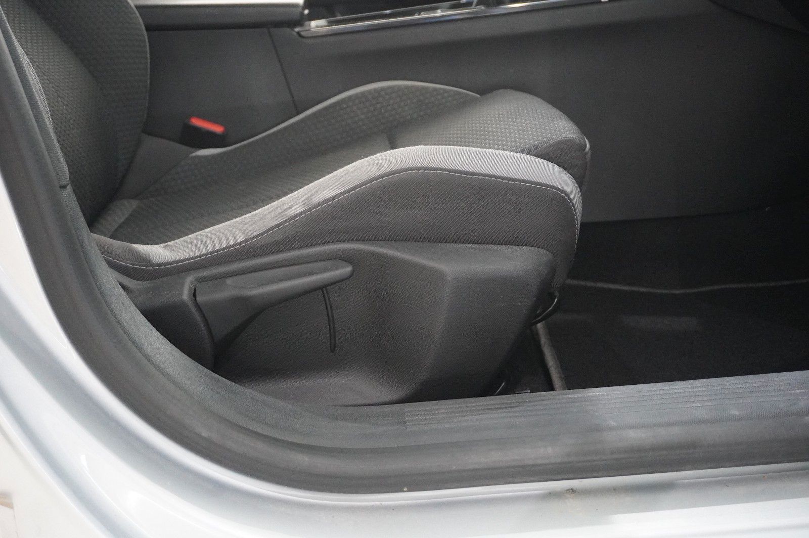 Fahrzeugabbildung Opel Astra L ST 1.5D BUSINESS NAVI/LED/KAMERA/SPORT