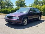 Skoda Octavia 2.0/ Klima,SHZ,TÜV 02.2026 - Skoda aus 2000