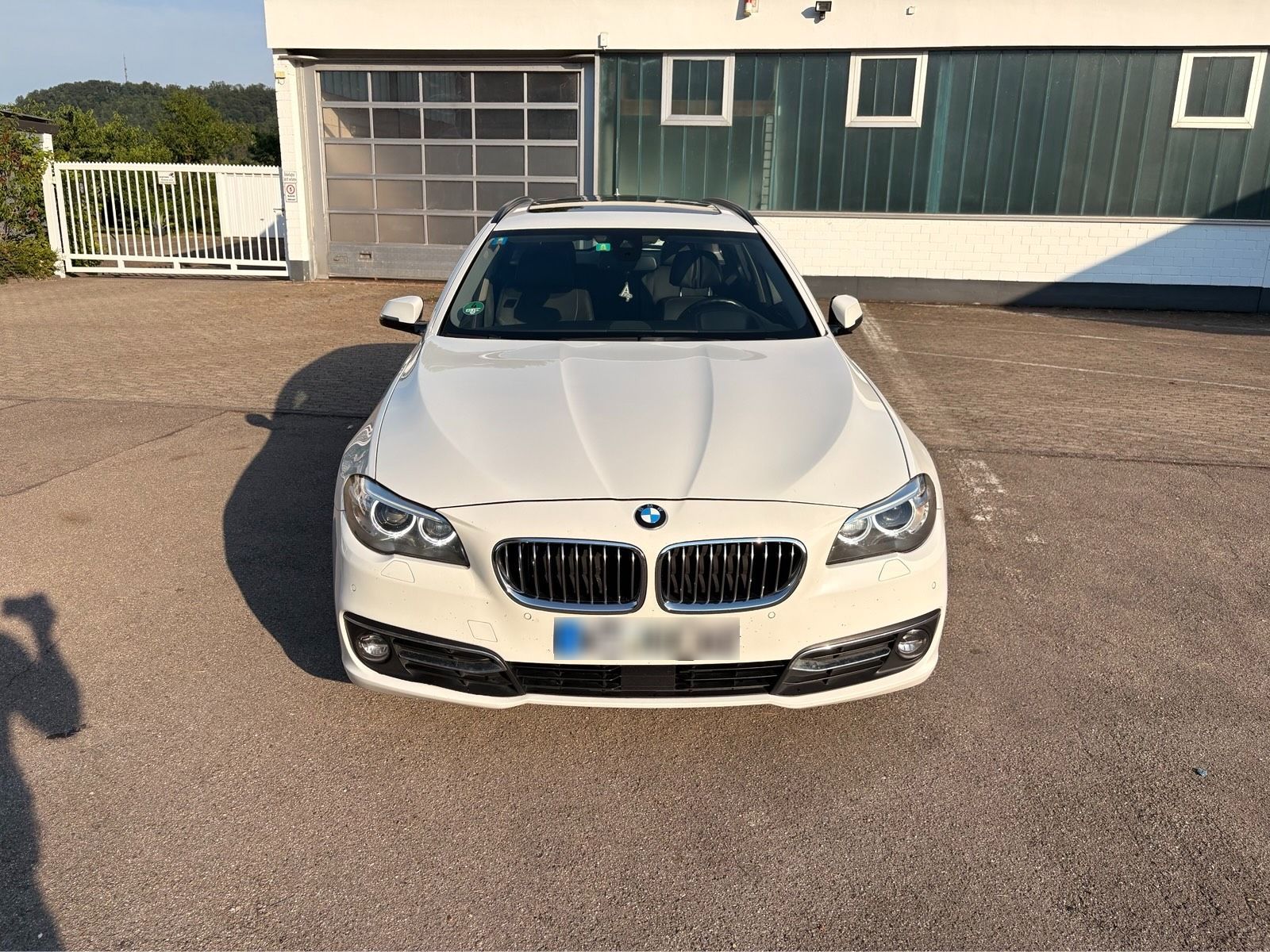 BMW BMW F11 530d LCI / Luxury / xDrive/ Standh.