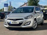 Hyundai i30 CW 1.6 AT NAVI/SHZ/S.Heizung/PDC v.h./GARANT - Hyundai i30: Cw