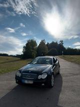 Mercedes-Benz Mercedes C230 Sport Coupé - Mercedes-Benz C 230 aus 2002: Coupe