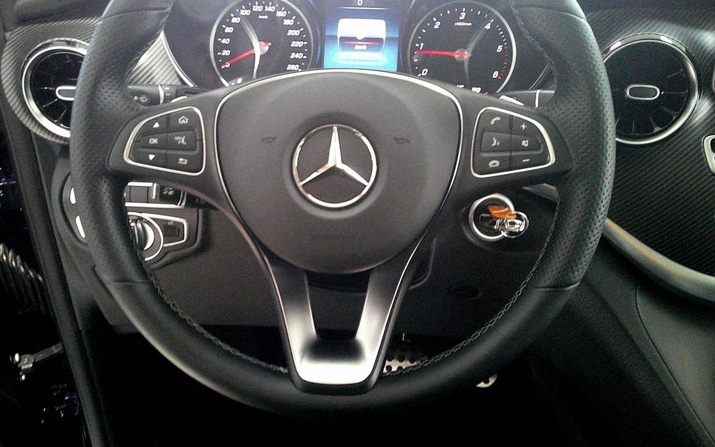 Mercedes-Benz V 300 d L 4M AMG Exklusiv NETTO 53.900