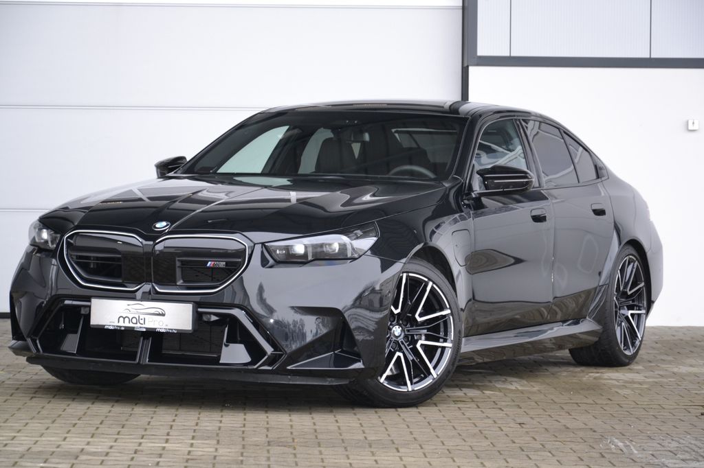 Image of BMW M5