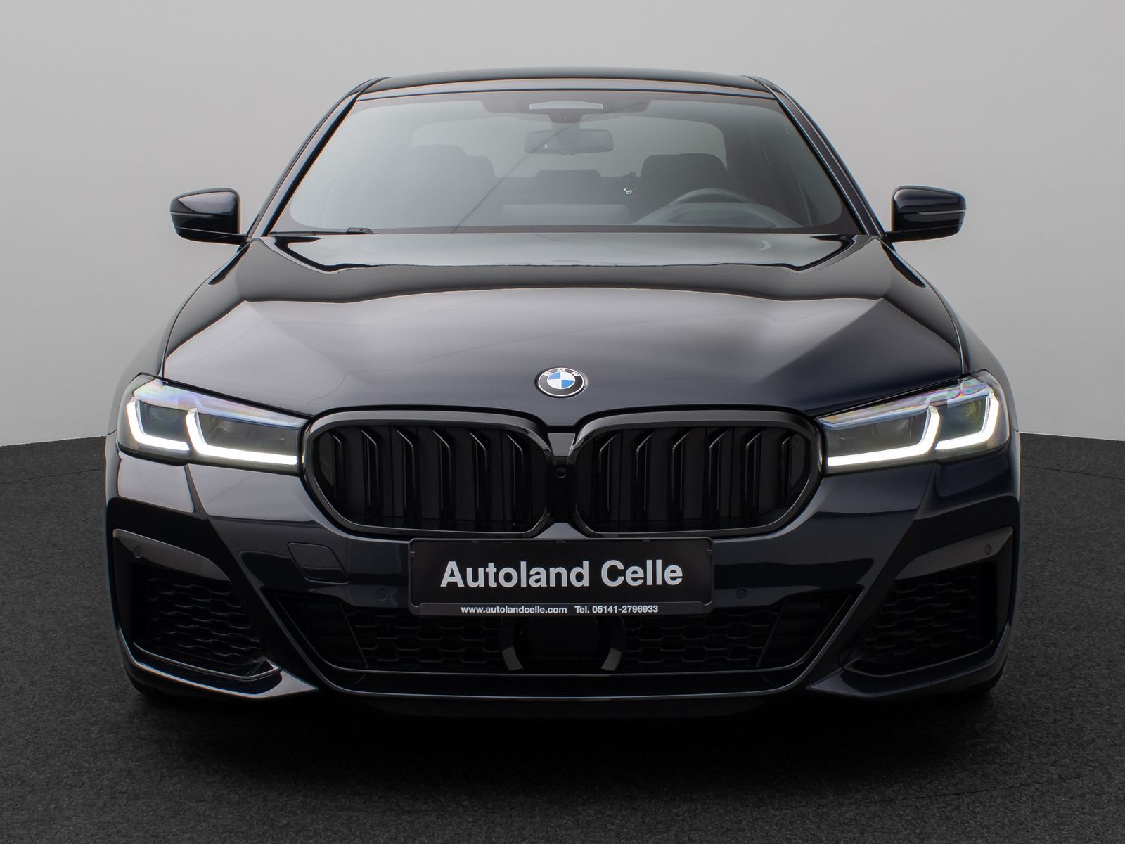 Fahrzeugabbildung BMW M550i xD Kamera Laser HUD DAB H/K 4Klima Komfort