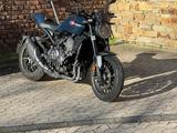 Honda CB1000R