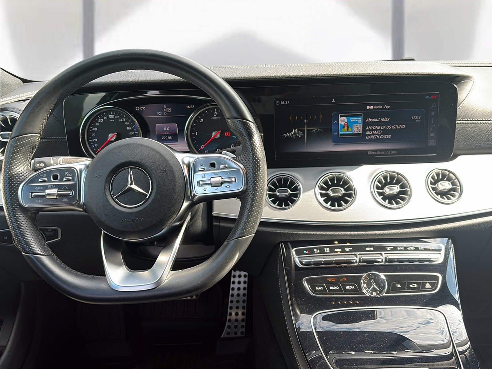 Mercedes-Benz CLS 300 d Coupé AMG DSC 360° BURMESTER MULTIBEAM