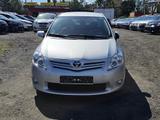 Toyota Auris Life+ 1,6 Benzin 83TKM - Toyota Gebrauchtwagen in Potsdam