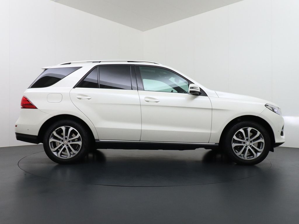 Mercedes-Benz GLE 500 e 4MATIC panorama dach AHK Memory Leder