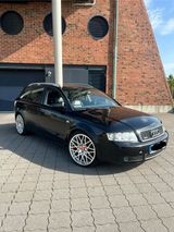 Audi A4 Quattro S-line - Audi A4 aus 2003: Line