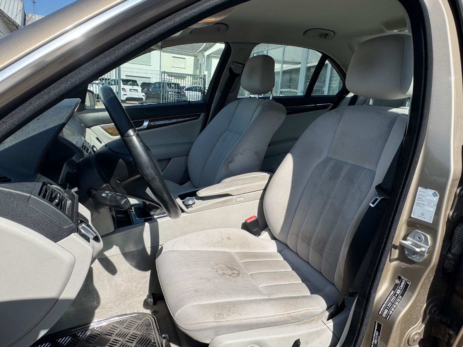 Fahrzeugabbildung Mercedes-Benz C 200 CDI BlueEfficiency/Limousine/TÜV/Xenon