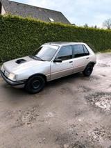 Peugeot 205 1,6l Automatik - Peugeot 205: Von Privat