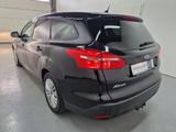 Ford Focus 1.0 EcoBoost Business Navi Winter - Ford Focus Business mit Benzin-Antrieb
