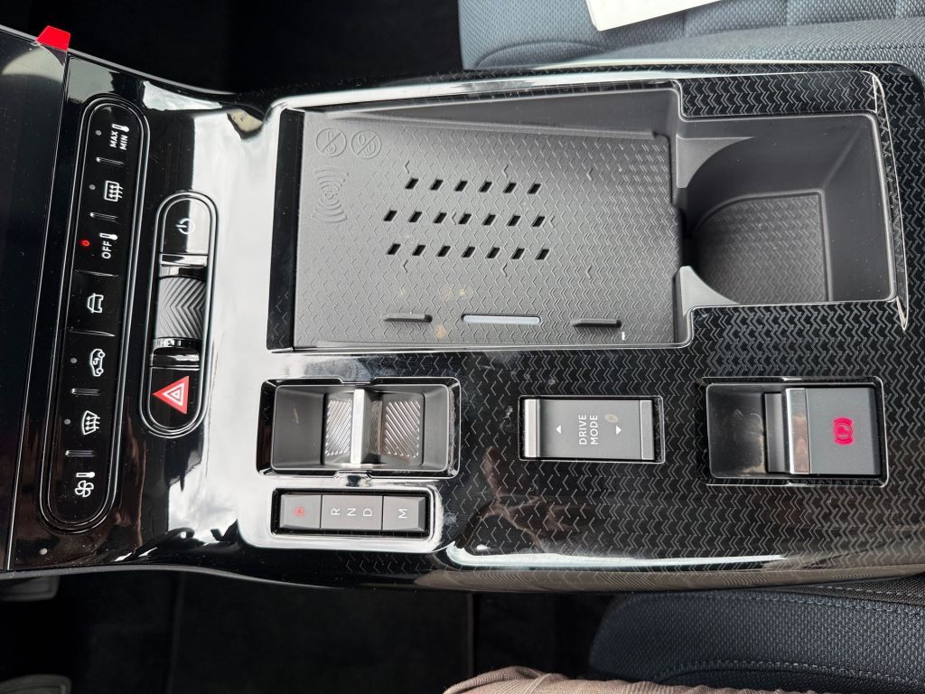 Fahrzeugabbildung Citroën C5 Aircross Hybrid 145 PLUS