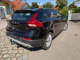 Volvo V40 Cross Country T3 -Momentum Pro - schwarze Volvo V40 Cross Country