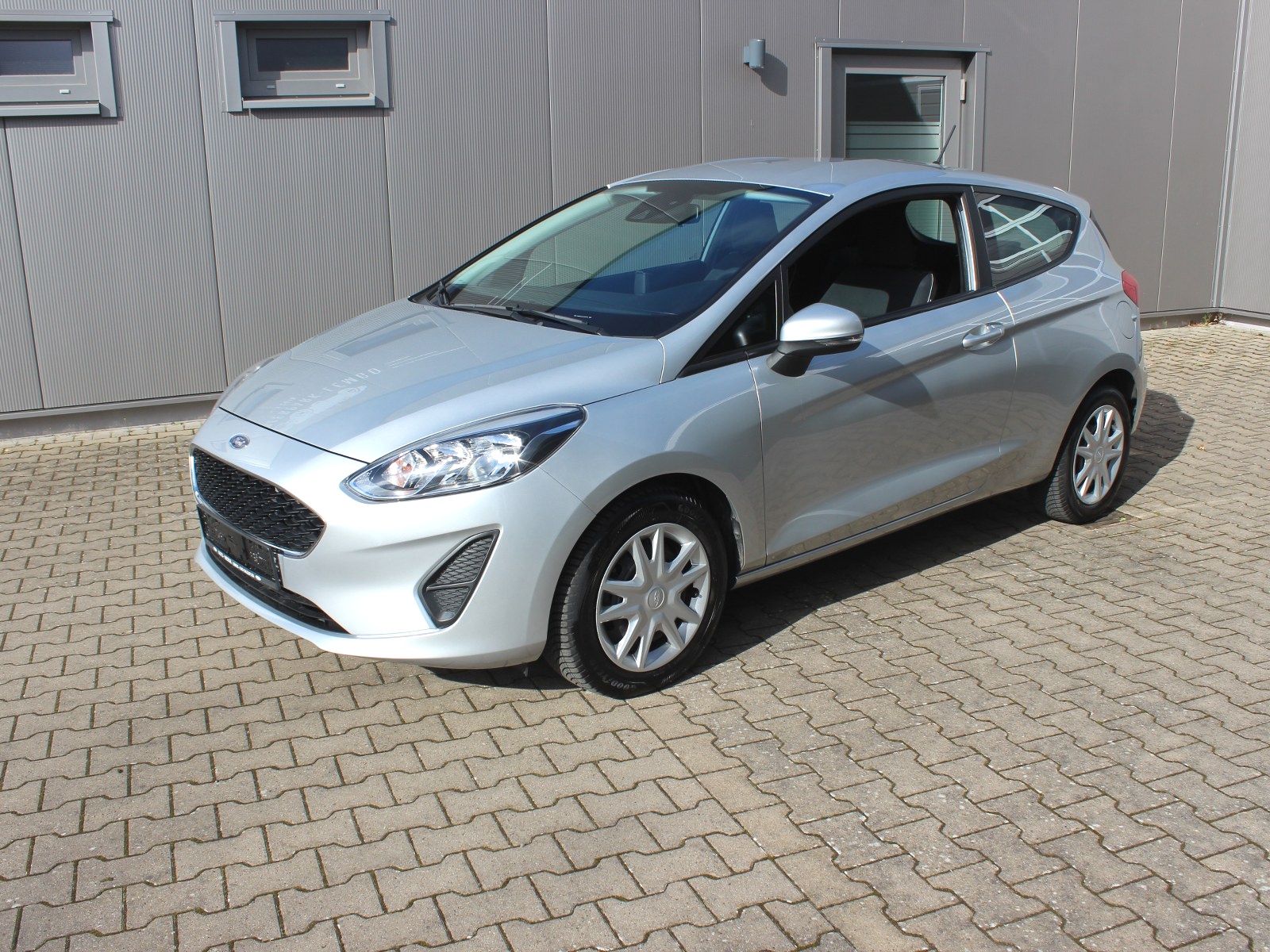 Fahrzeugabbildung Ford Fiesta Trend 1,1