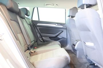 Volkswagen Passat 2.0 TDI Business CARPLAY+ACC+LED+AHK