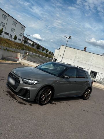 AUDI Audi A1 Sportback 30 TFSI S line  Top Zus...
