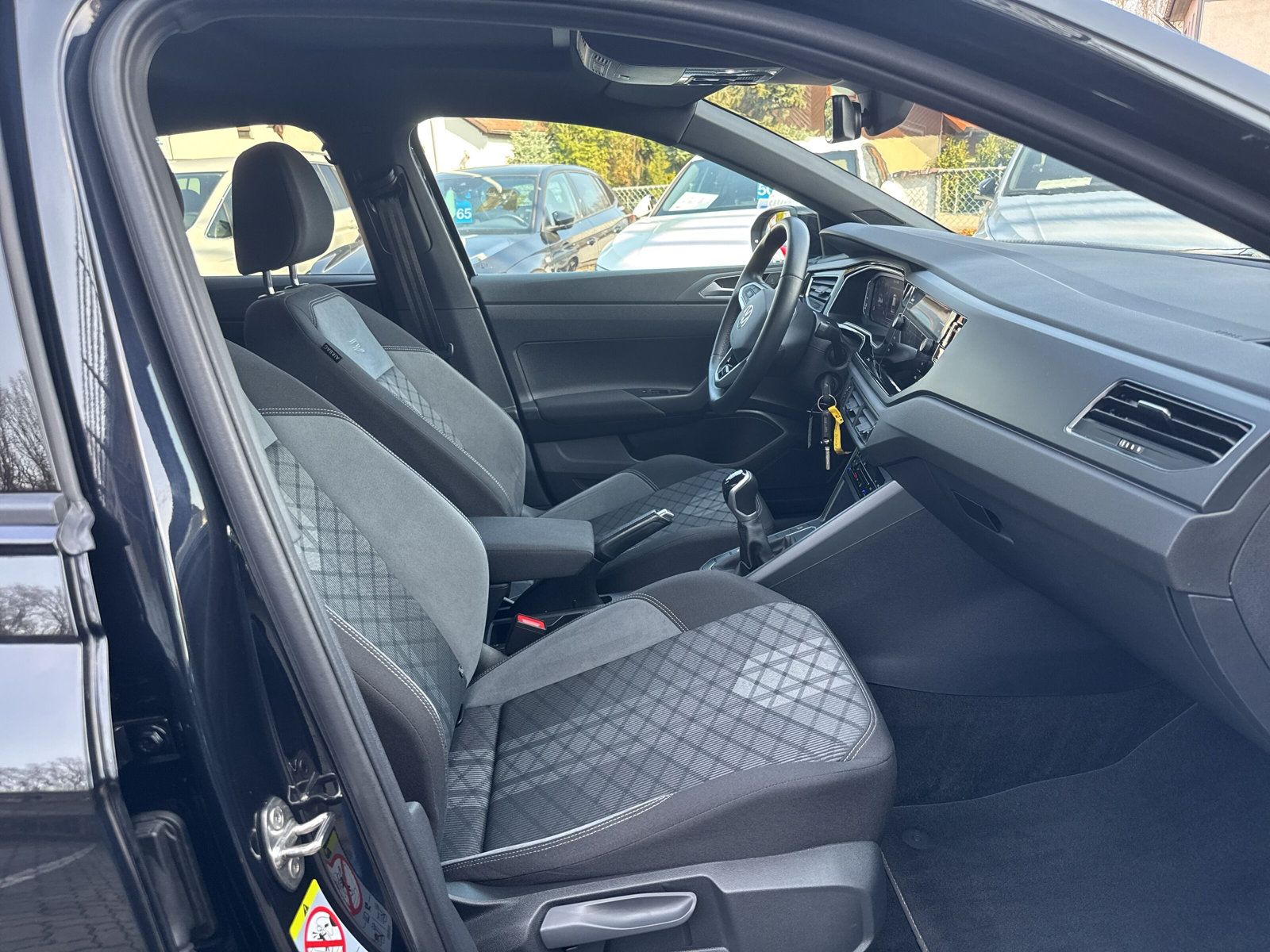 Taigo R-Line TSi Navi Matrix PANO