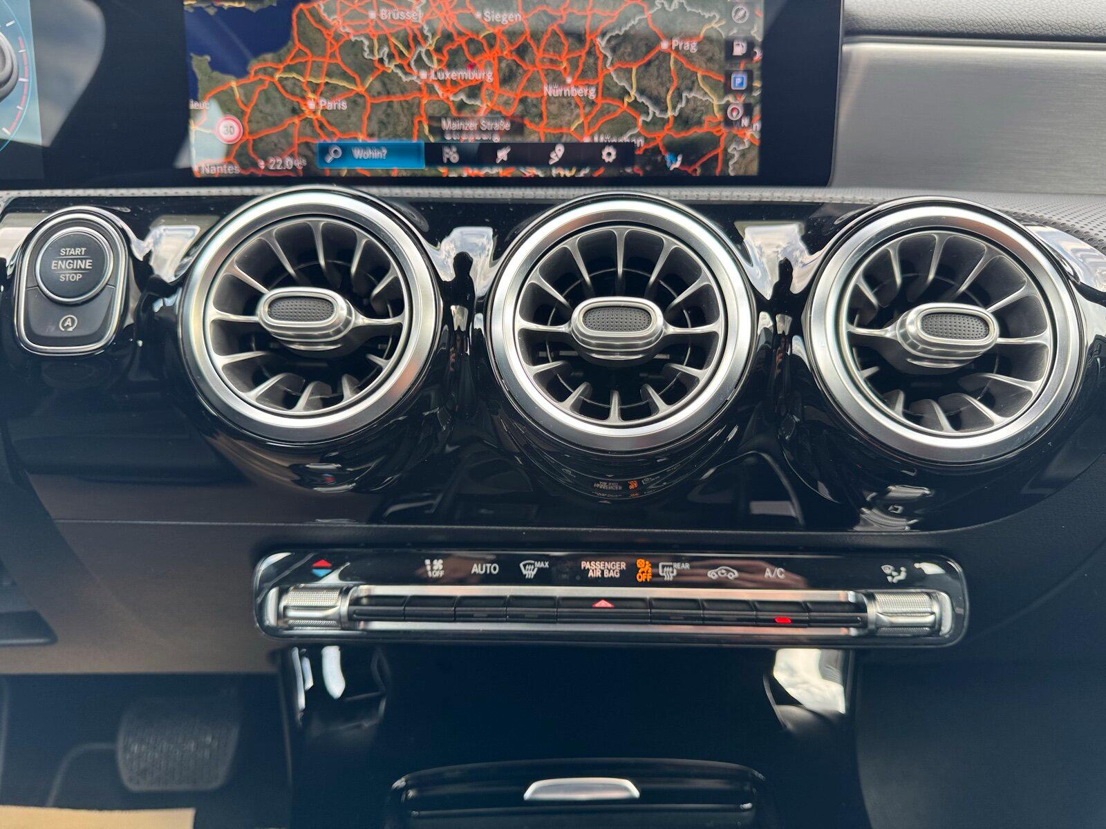 Mercedes-Benz CLA 180 SB +PANO-DACH+360°+DISTR+AMBI+MEMORY+SHZ, миниатюра 16