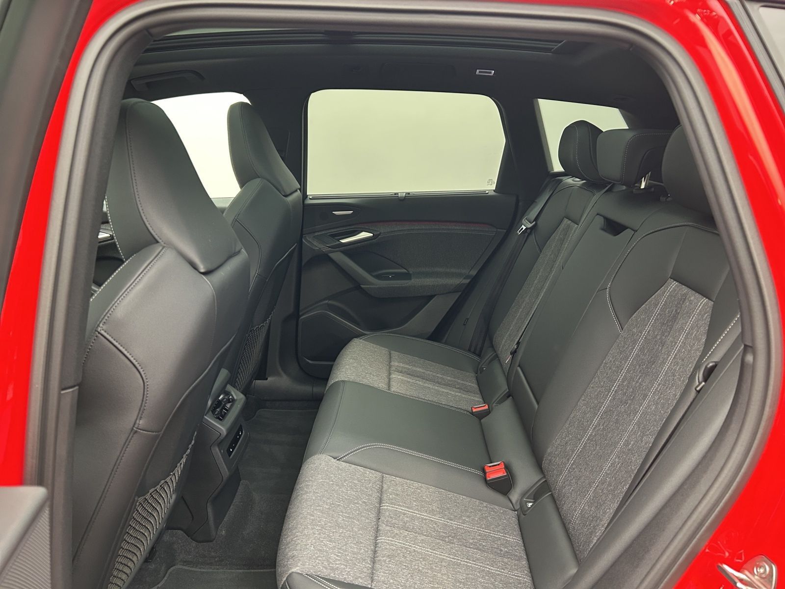 Audi Q6 e-tron - Bild 23