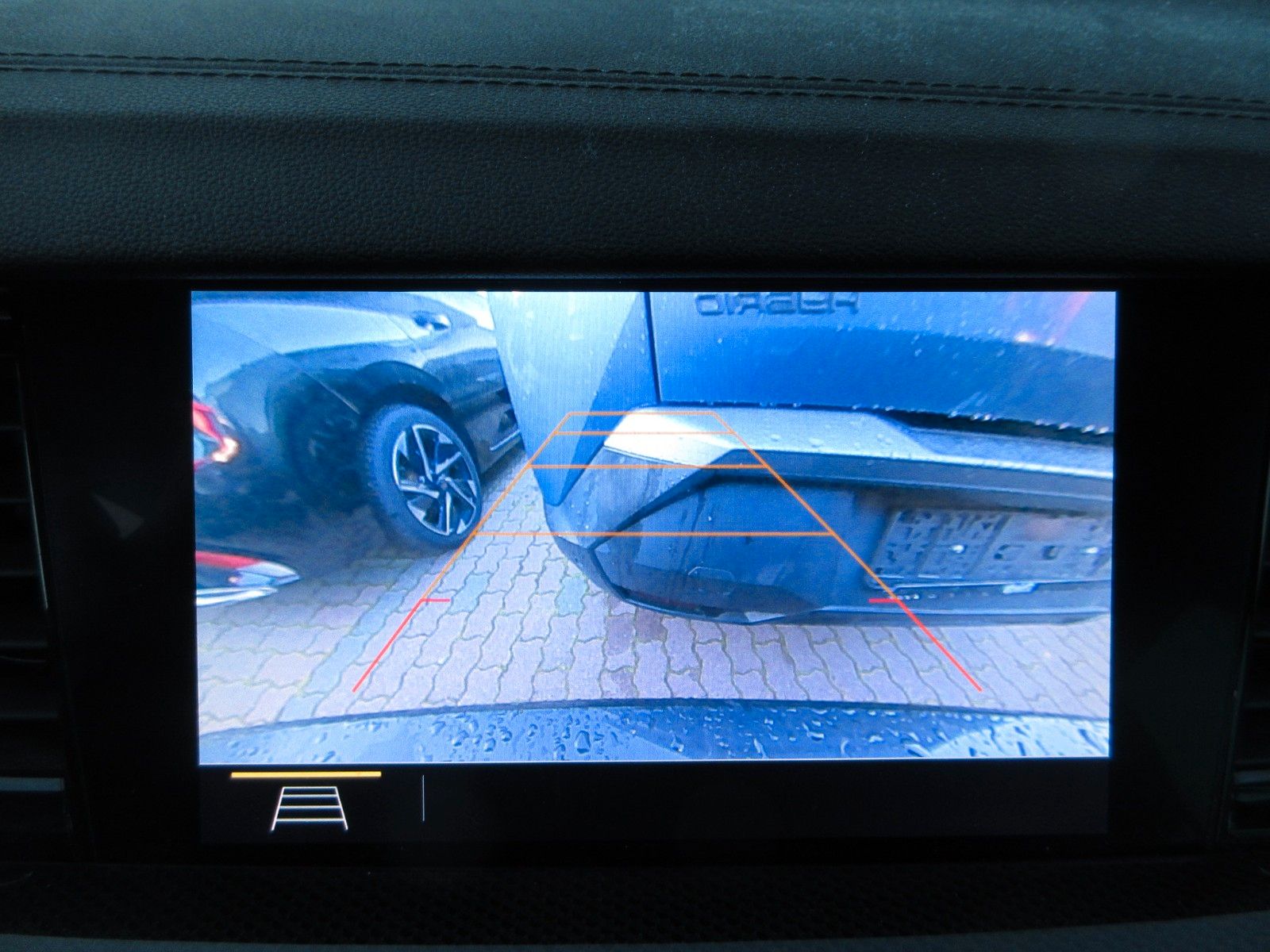 Fahrzeugabbildung Opel Insignia B ST  1.5D ELEG. LED/NAVI/SHZ/LHZ/PANO
