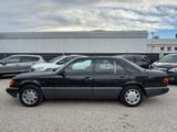 Mercedes-Benz Mercedes Benz w124 260E Oldtimer H-Kennzei... - Mercedes-Benz 260 aus 1991