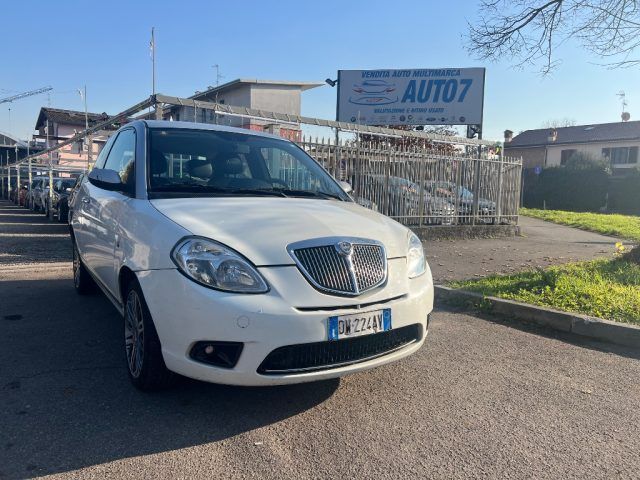 Lancia LANCIA Ypsilon 1.2 Versus