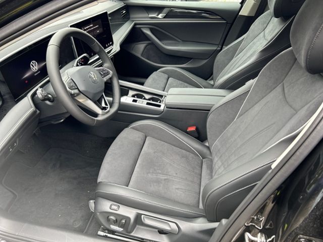 Fahrzeugabbildung Volkswagen Passat 1.5 eTSI BUSINESS AHK IQ DRIVE AREA VIEW