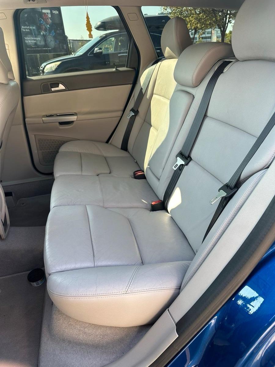 Volvo V50 2007 — photo 10