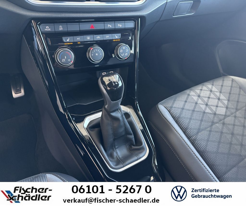 Volkswagen T-Roc R-Line 1.0TSI RLine LED Dig.Cockpit Spurha foto 4